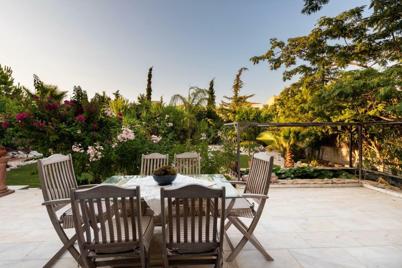 Nicole'S Garden Villa Kallithéa Dış mekan fotoğraf