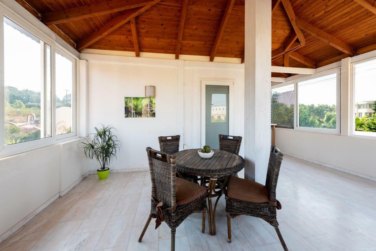 Nicole'S Garden Villa Kallithéa Dış mekan fotoğraf